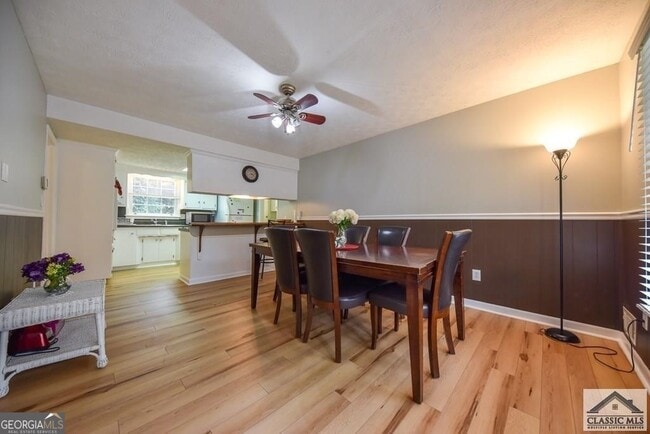 Photo - 245 University Cir