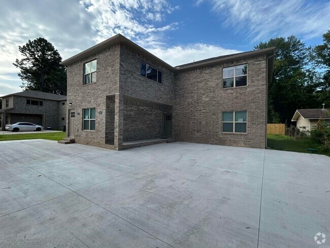 Building Photo - 817 Ellis St Rental