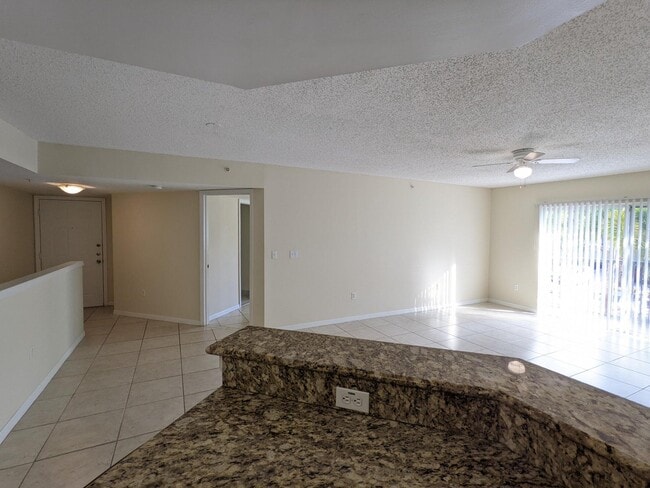 Photo - 1000 Crestwood Ct S Unit 1003