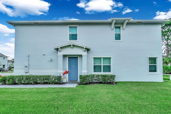 Photo - 235 SE Woodbark St