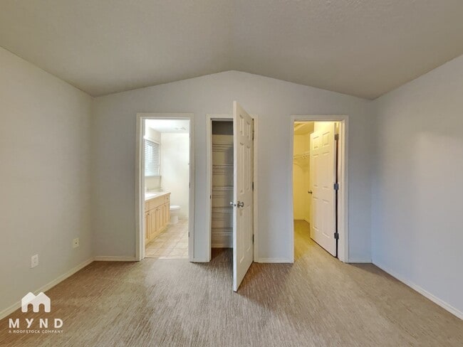 Photo - 8019 NE 38th Ave