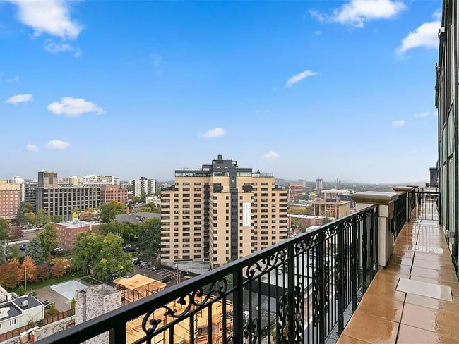 Photo - 975 Lincoln St Unidad 14F-N