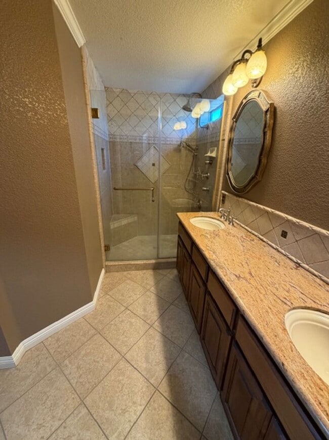 Photo - Convenient 3 Bed Home in Sycamore Ranch, Woodland, Near Bel Air Market & Pioneer High