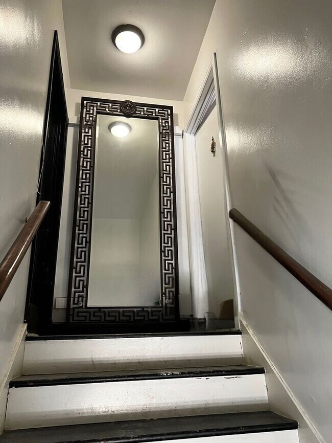 Photo - Charming Newly Remodeled 2bd/1ba on Cooper...