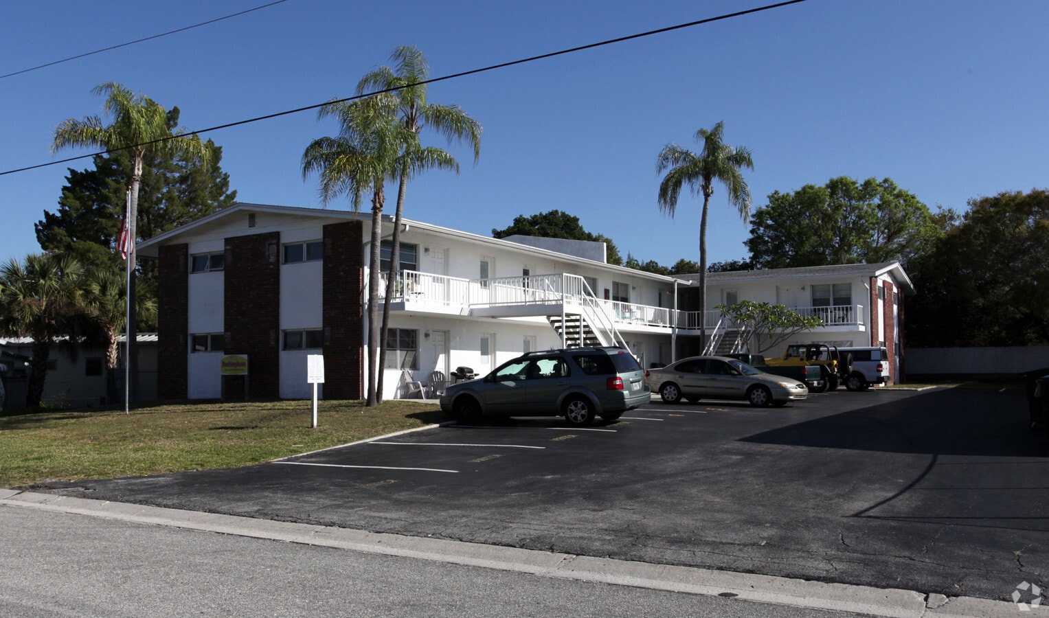 Photo - Buckingham Apartments