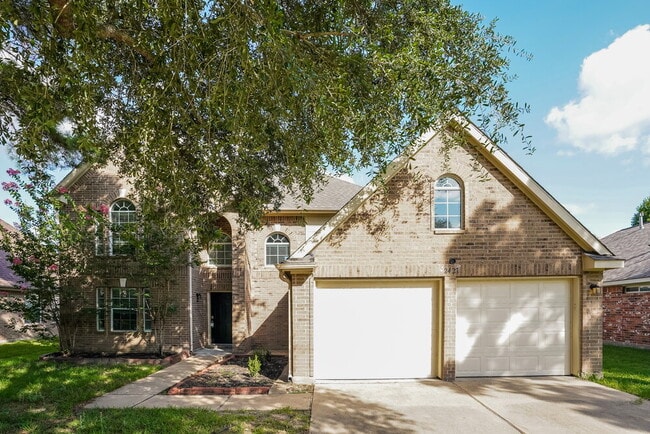Building Photo - 2427 Ranch Hollow Ct