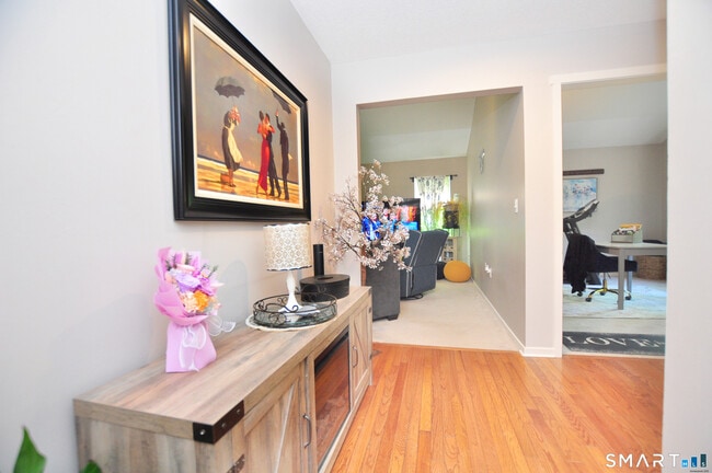 16 Applewood Ln Unit 16