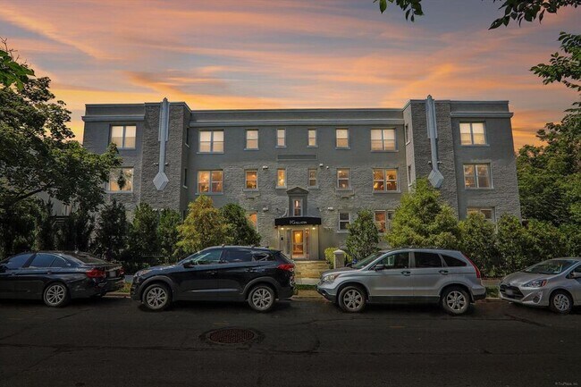 Photo - 5024 9th St NW