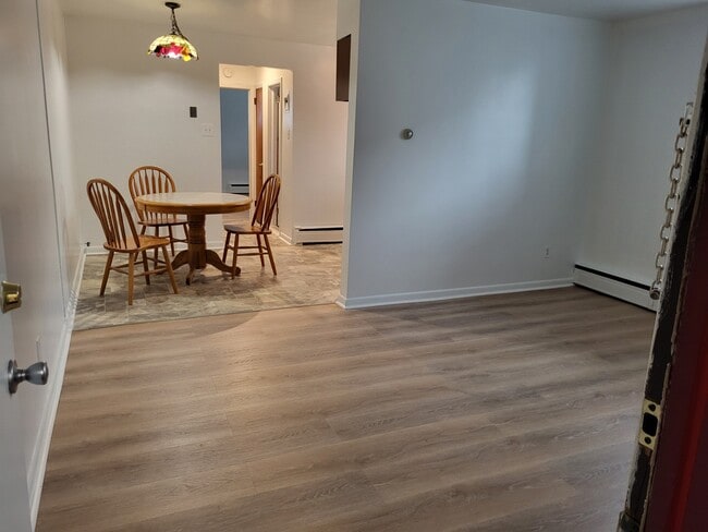 209 NJ-168 Unit 1