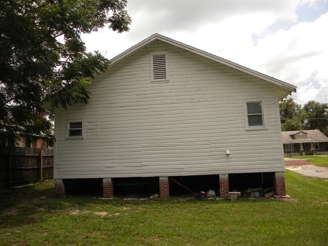 Photo - 1016 NE 8th Ave