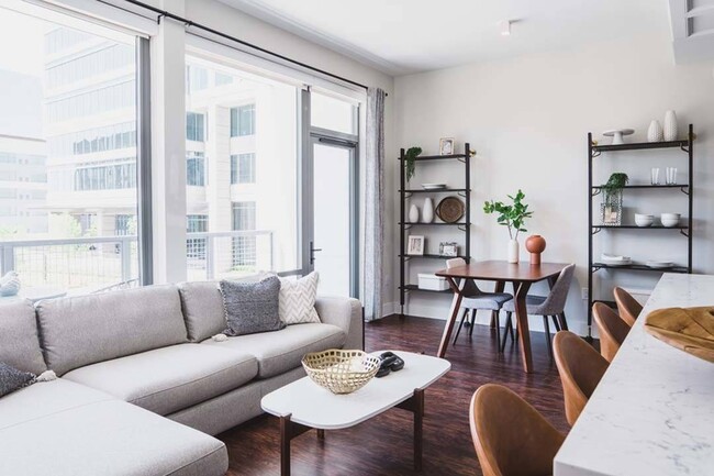 From stunning studios to premium penthouses with private rooftop patios, our range of floor plans ensures there are no wrong choices for your new home in Buckhead. Imagine the possibilities with Modera Old Ivy. - Modera Old Ivy Apartments