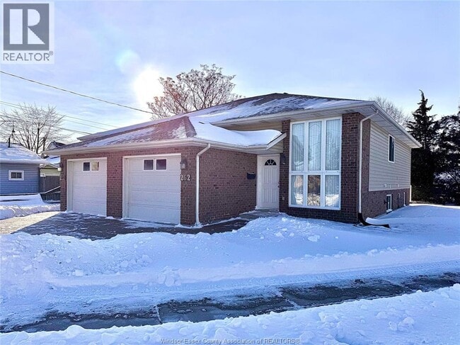 Photo - 262 Kempt St