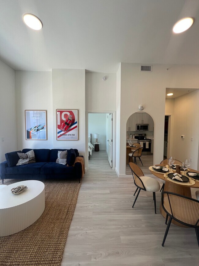 Photo - 1337 NW 32nd St Unit C2