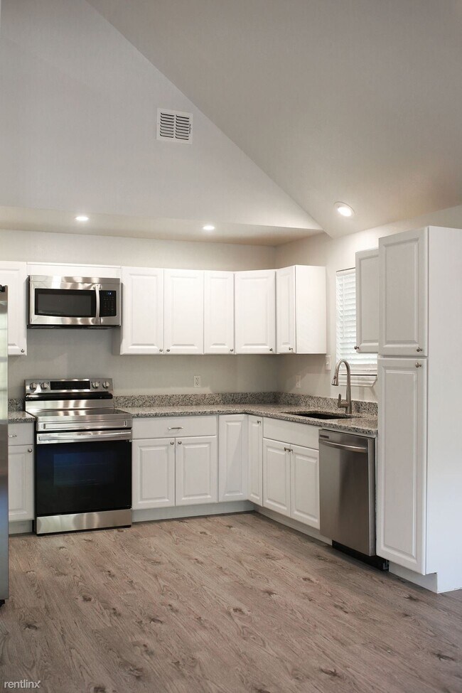 Photo - 3 br, 2 bath House - 7311 Farm to Market R...