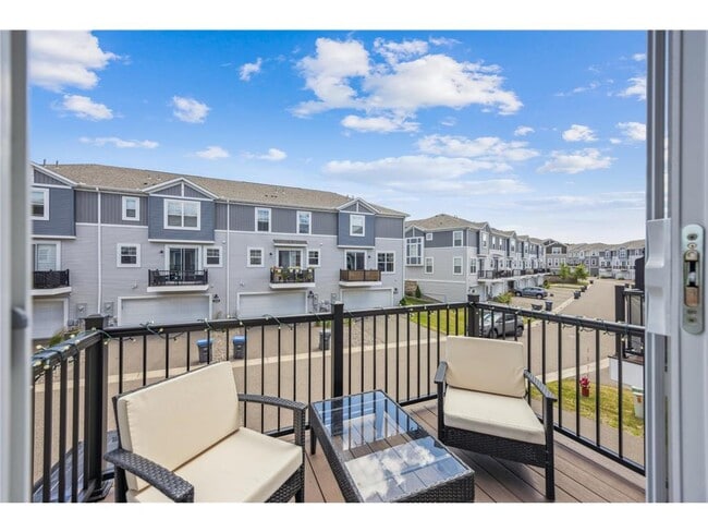 Photo - 2223 Gateway Curv