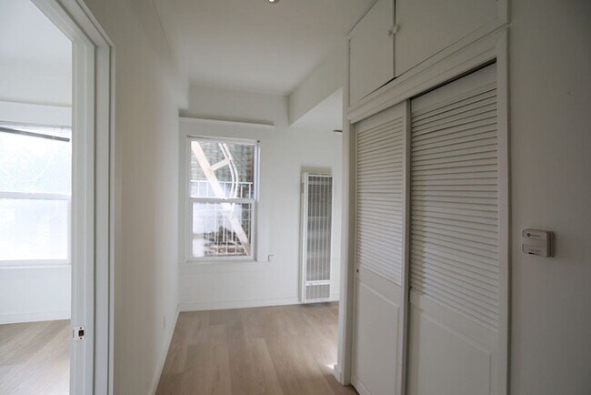 Photo - 2131 Fillmore St Apartment Unit #B