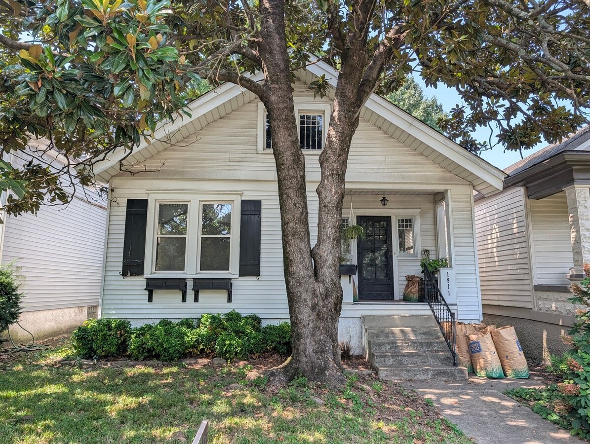 Photo - 1911 Richmond Dr