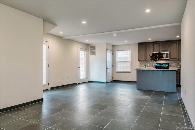 Photo - 36 Carney St Unit 1st Fl