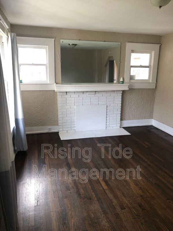 Photo - 8300 Vassar Ave Unidad A