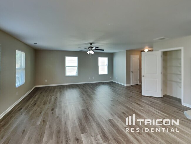 Photo - 7135 Tanger Boulevard Riverdale GA