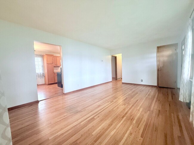 Photo - 1205 Dorothy Dr