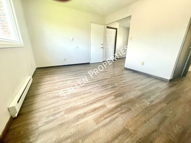 Photo - 111 Gold Strike Dr Unit 4