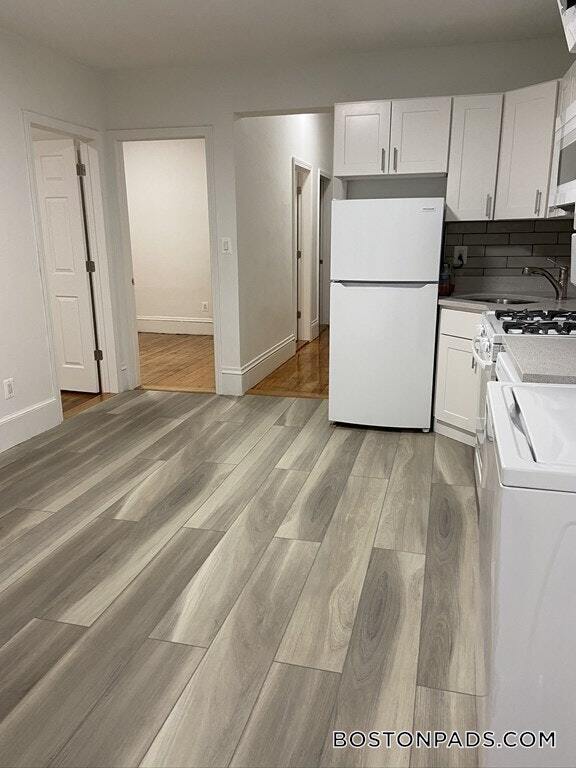 Photo - 252 Windsor St Unit 3