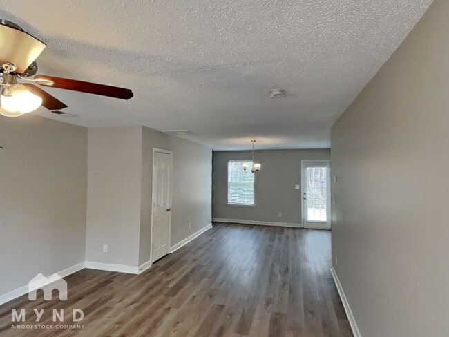 Photo - 2006 Harrison Park Dr