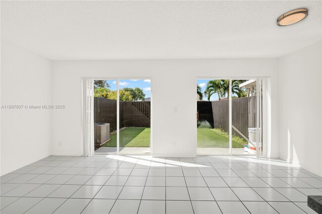 Photo - 17380 SW 140th Ct