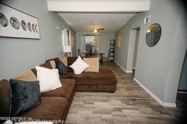 Photo - 2453 Wilmont Ave