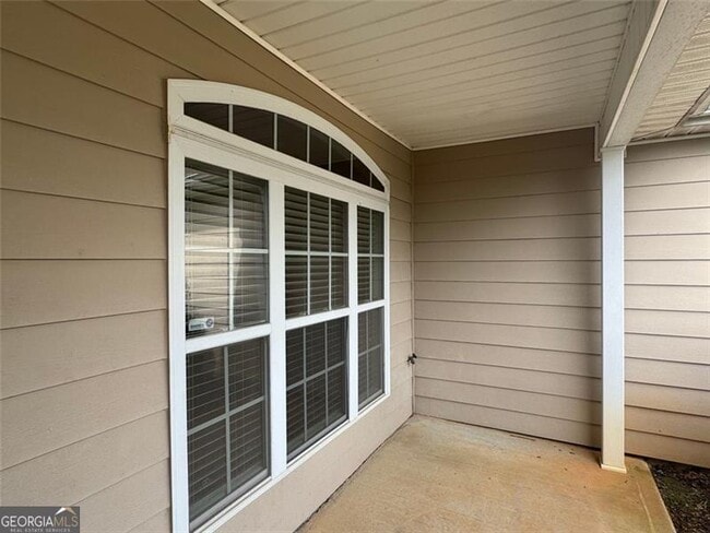 Photo - 5432 VILLAGE