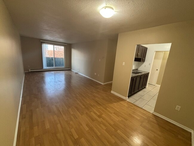 Building Photo - 225 Old Carriage Dr Unit 502