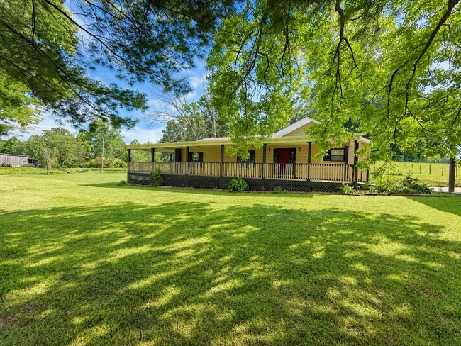 Photo - 2709 Montvale Rd