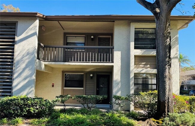 Building Photo - 3042 Eastland Blvd Unit H110