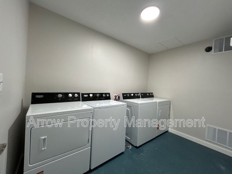 Photo - 1246 S Jackson St