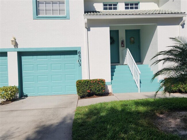 6503 Fairway Gardens Dr