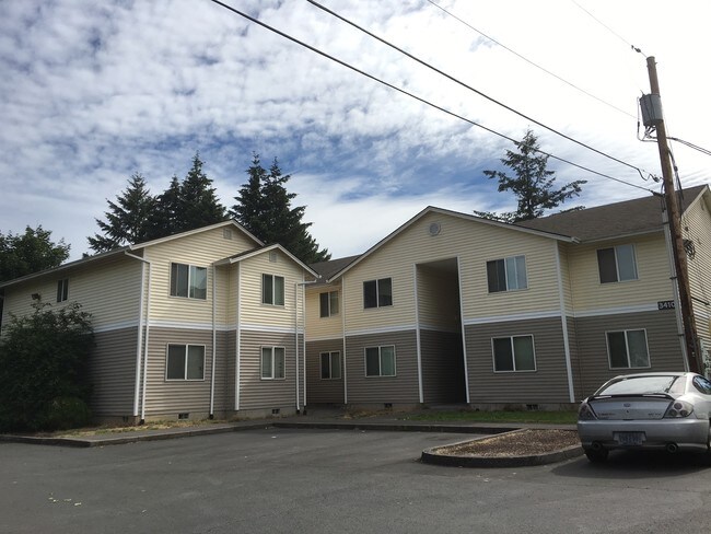 Photo - 3410-3414 SE 143rd Ave