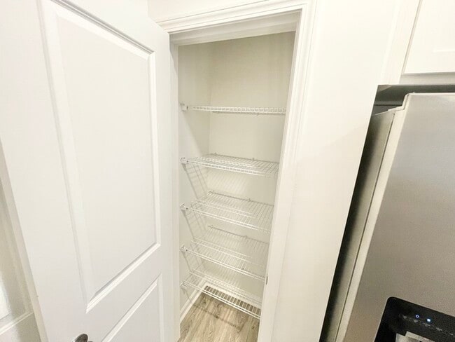 Photo - Three bedroom 2 1/2 bath near the I 40 and the I 77