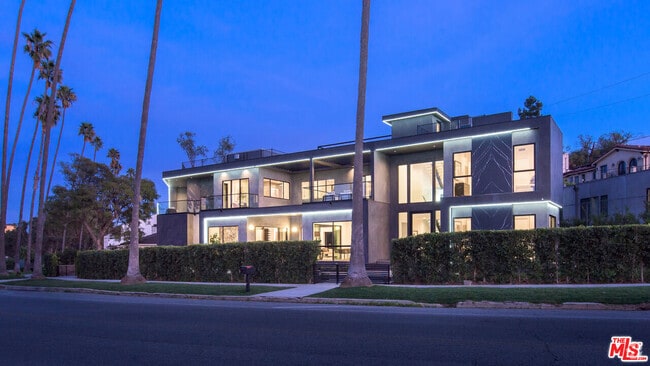 Building Photo - 12720 Montana Ave Rental