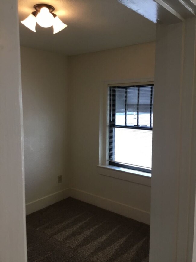 Photo - 241 High St NE Unit #3