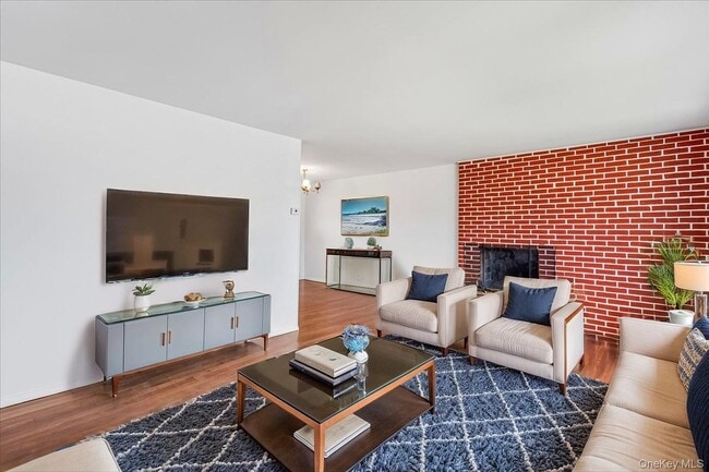 Photo - 19 Dakota St