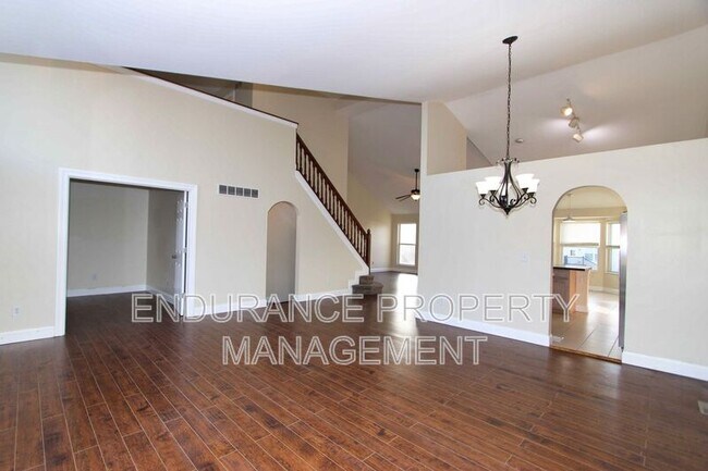 Photo - 6017 Kensington Trail