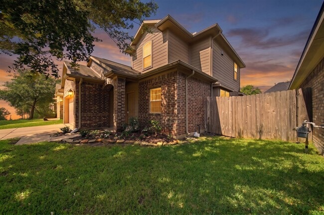 Photo - 2716 Sunshade Ct