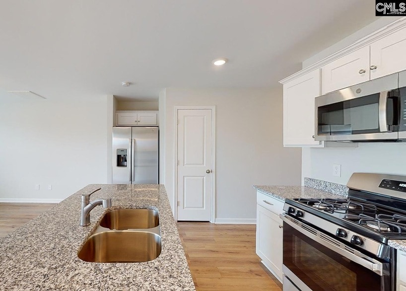 Photo - 1102 Semoran Wy