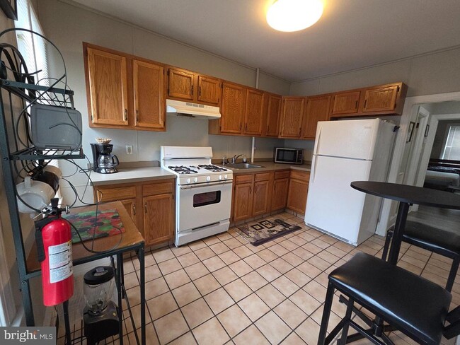 Photo - 306 W 23rd St