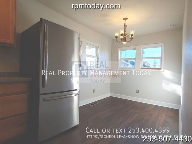 Photo - 1854 E Fairbanks St