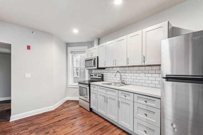 Photo - 2928 W Oxford St
