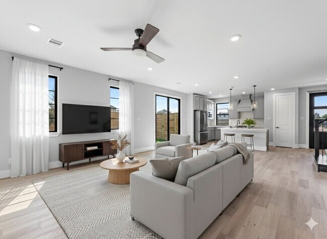 Photo - 12038 Royal Oaks Banner Wy