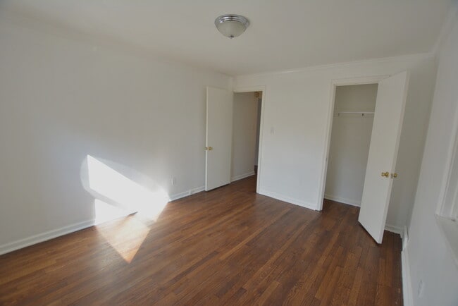 room 1 - 212 West St Unit 1