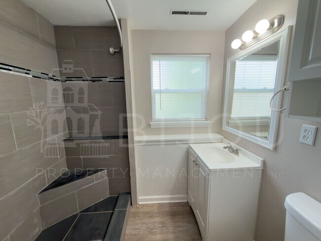 Photo - 2224 Cooper Ave